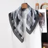 Pañuelo Cuadrado Pequeño 100% Algodón, Suave y Amigable con la Piel, Transpirable, Adecuado para Todas las Estaciones, Estilo Artístico, Pañuelo Decorativo Versátil, Bufanda para Cuello para Mujer