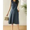 Vestido regata de lã, vestido elegante, novidade de verão 2026 para mulheres, vestido de alça cinza de comprimento médio