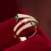 Anillo de diseño de lujo ligero de moda con diseño completo de diamantes, anillo de estilo ins de alta calidad, anillo de chica moderno, apertura ajustable, joyería