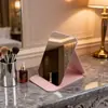 Espejo de Maquillaje Plegable Portátil de PU para Estudiantes Mujeres, Espejo de Retoque de Escritorio para Dormitorio, Diseño Artístico, Mini Espejo Portátil al por Mayor