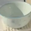 2025 Tigela de Cerâmica Branca com Cabo Doméstica Nova Cor Sob Esmalte Tigela para Assar Assadeira Tigela Espessa para Macarrão Instantâneo Tigela para Salada de Frutas
