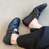 Zapatos Mary Jane planos cómodos de felpa versátiles estilo coreano para mujer con cierre de velcro, punta redonda poco profunda, diseño simple