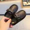 Mocasines de suela blanda para niños 26 zapatos para caminar de bebé primavera y otoño con velcro, zapatos de vestir de cuero para niños, mocasines para niños