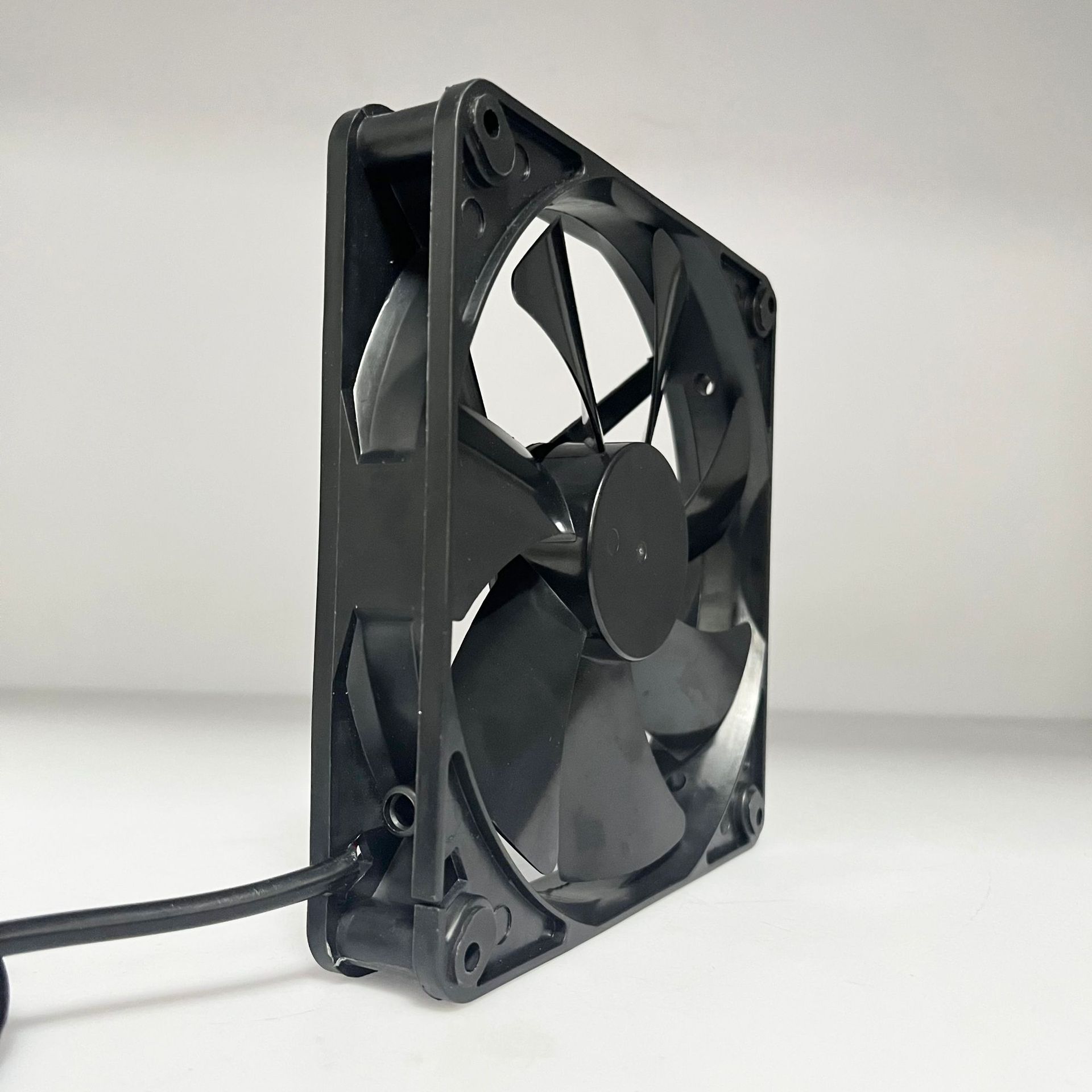 c4d07adf066237a754f795f0814507