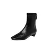 Mujer poderosa estilo coreano~Botines ajustados simples y versátiles Otoño e Invierno 2026 Botines cortos ajustados a la pierna con tacón medio grueso y punta cuadrada elásticos para mujer
