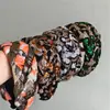 Sensação Luxuosa e de Alto Padrão, Tiara Colorida Trançada com Lantejoulas, Acessório Elaborado para Banquete e Passarela, Tiara Larga