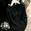 Nuevo Top de Punto de Manga Tres Cuartos con Cuello en V para Otoño 2026 Camisa Básica de Principios de Otoño para Mujer
