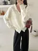Outono 2025 Nova Moda Coreana Cardigan de Tricô Vazado Solto Emagrecedor com Capuz Jaqueta Suéter Versátil Feminina Tendência