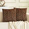 Nuevo modelo transfronterizo: Funda de almohada con estampado de leopardo beige, negro y marrón, cojín suave de felpa corta para sofá, decoración de estampado de leopardo para ventanales
