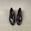 Mocasines de cuero genuino en stock para mujer, nuevo modelo primavera 2026, simples y versátiles, tacón de bloque bajo, punta fina, zapatos pequeños de cuero para ir al trabajo