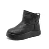 Botas de invierno nuevas de suela gruesa y brillantes para mujer, colección de invierno 2025, forradas de felpa para abrigar, estilo slip-on, botas versátiles para mujer