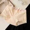 Pantaloncillos tipo bóxer de algodón puro para mujer 2025 Nuevo Entrepierna Antibacteriano Entrepierna Extendida Ropa interior sin costuras para mujer