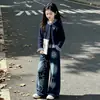 Conjunto de Menina Primavera e Outono 2026 Novo Casual Menina Estilo Coreano Crianças Médias e Grandes Blusão Color Block Jeans Grafite Tendência