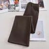 Jeans Acampanados de Moda Color Café Moca Hechos a Medida para Mujer, Nuevo Diseño de Cintura Alta Ajustado Otoño 2026