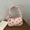 Bolsa de axila estilo coreano para mulheres, nova bolsa quadrada pequena de morango fofa da moda primavera 2026, bolsa de ombro transversal casual estilosa