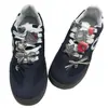Nuevos dijes de zapato plateados con lazo de gato y fresa, accesorios de hebilla de zapato para Zapatillas del Ejército Alemán, diseños de estrella de cinco puntas y corazón para DIY