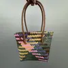 Bolso de mano tejido multicolor personalizado nuevo estilo vintage de perro salchicha a rayas para mujer, bolso tejido para ir al trabajo