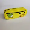 Estojo de Lápis Cartoon Anime para Alunos do Ensino Fundamental Estojo de Lápis Pikachu para Alunos do Ensino Médio Caixa de Material Escolar Estojo de Material Escolar Criativo Pequeno e Fofo