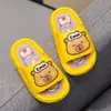 Sandálias infantis para idades de 2 a 9 anos, chinelos de desenho animado dopamina de verão antiderrapantes para ambientes internos e externos para meninas e meninos