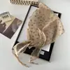 Pañuelo de Seda Bordado de Seda Simulada, Delgado de Verano, Ligero y Transparente, Pañuelo Triangular, Lazo para el Cabello, Accesorios para el Cabello, Diadema, Pañuelo de Cabeza Dulce Coreano para Mujer