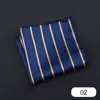 Traje de hombre pañuelo de cuadros pequeños venta al por mayor de fábrica moda poliéster accesorios de moda patrón de bordado vintage pañuelo de bolsillo ropa de hombre