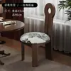 Cadeira de Jantar Vintage em Madeira Maciça Estilo Francês, Cadeira com Encosto de Designer Meio do Século, Cadeira para Toucador de Quarto Estilo Wabi-Sabi, Cadeira Chave