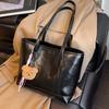 Bolsa Grande Retro Outono e Inverno Transfronteiriça para Mulheres 2026 Nova Moda Estilo Coreano Bolsa Tote Simples Bolsinha de Ombro para Comutar