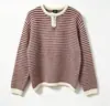 Suéter de punto a rayas estilo retro europeo y americano transfronterizo para mujer, nuevo suéter de otoño e invierno, cuello redondo, corte holgado, top de bloques de color