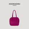 Bolsa de mano tipo tote para estudiante de estilo coreano, simple y versátil, perfecta para ir al trabajo, un bolso de hombro o cruzado moderno y versátil inspirado en la dopamina para mujer