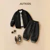 Conjunto Casual para Meninos Estilo Primavera/Outono 2026 Novas Roupas de Outono para Crianças Conjunto de Jaqueta de Baseball Calça de Perna Larga Estilo Foice