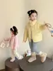 Abrigo de invierno acolchado de algodón para niñas 2026 nuevo estilo chaqueta de algodón acolchada engrosada de moda para otoño e invierno para bebés niñas