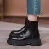 Botas Martin de Couro Macio Pretas com Solado Grosso Femininas 2026 Nova Coleção Primavera/Outono Estilo Britânico Bico Redondo Cano Curto Botas Individuais Tendência
