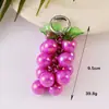 Chaveiro Fofo de Acrílico com Cacho de Uva Fresca Pingente de Fruta de Verão Chaveiro Charme de Bolsa Feminino