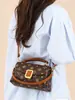 Bolsa transversal feminina vintage, novo modelo 2026, bolsa de ombro debaixo do braço, bolsa de mão com aba, multi-compartimentos, bolsa versátil