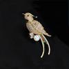 Exquisitos accesorios de broche de perlas de pájaro de alta calidad para mujer, nuevo diseño vintage 2022, insignia, pin para solapa de traje