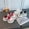 Zapatillas deportivas para niños con velcro, zapatillas de malla transpirable para niños, nuevas zapatillas de malla para niñas de otoño 2026, zapatillas para bebés y niños