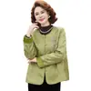 Nuevo top de otoño estilo chino para madres, elegante estilo nacional retro con bordado de hoja de bambú y lentejuelas, chaqueta para mujeres de mediana edad y mayores