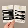Horquilla Nueva de Estilo Sin Costuras con Borde Negro Mate Simple para Flequillo Lateral, Pinza de Pelo de Pato, Elegante Accesorio para el Cabello