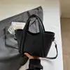 Bolso de Mano de Lujo Texturizado Tipo Cubo para Mujer 2026 Nuevo de Moda Nicho Bolso de Hombro de Moda Bolso Cruzado para Viajes