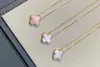 Flor de Techo V-Oro Trébol de Cuatro Hojas Pulsera de Cinco Flores Collar de Mujer de Alta Gama Versión Alta Bañado en Oro de 18 Quilates Grueso Regalo para el Cumpleaños de la Novia
