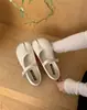 Sapatos Satinados Retrô com Separação de Dedos para Mulheres, Novos Sapatos de Commuter com Bolinhas Primavera 2026, Sapatos Mary Jane de Uma Tira