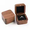Anillo cuadrado personalizado para pareja transfronterizo caja de anillo de propuesta caja de madera de nogal anillo de diamante de boda caja de regalo para joyería almacenamiento