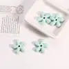 Flor de Cinco Pétalos INS Fresca Cuentas de Cerámica Agujero Recto Flor para Ensartar Cuentas Sueltas Accesorios para Colgante de Cadena de Teléfono Hecho a Mano DIY