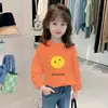 H2034 # Estilo Novo da Primavera de 2025 Algodão Puro Camiseta Branca para Crianças Grandes para Meninas, Camiseta Básica de Manga Longa Infantil, Top para Menininha.