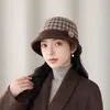 Nuevos sombreros de punto cálidos estilo invierno para mujeres de mediana edad y mayores, sombreros tipo cubo a prueba de viento para señoras mayores, sombreros de pescador casuales y a la moda