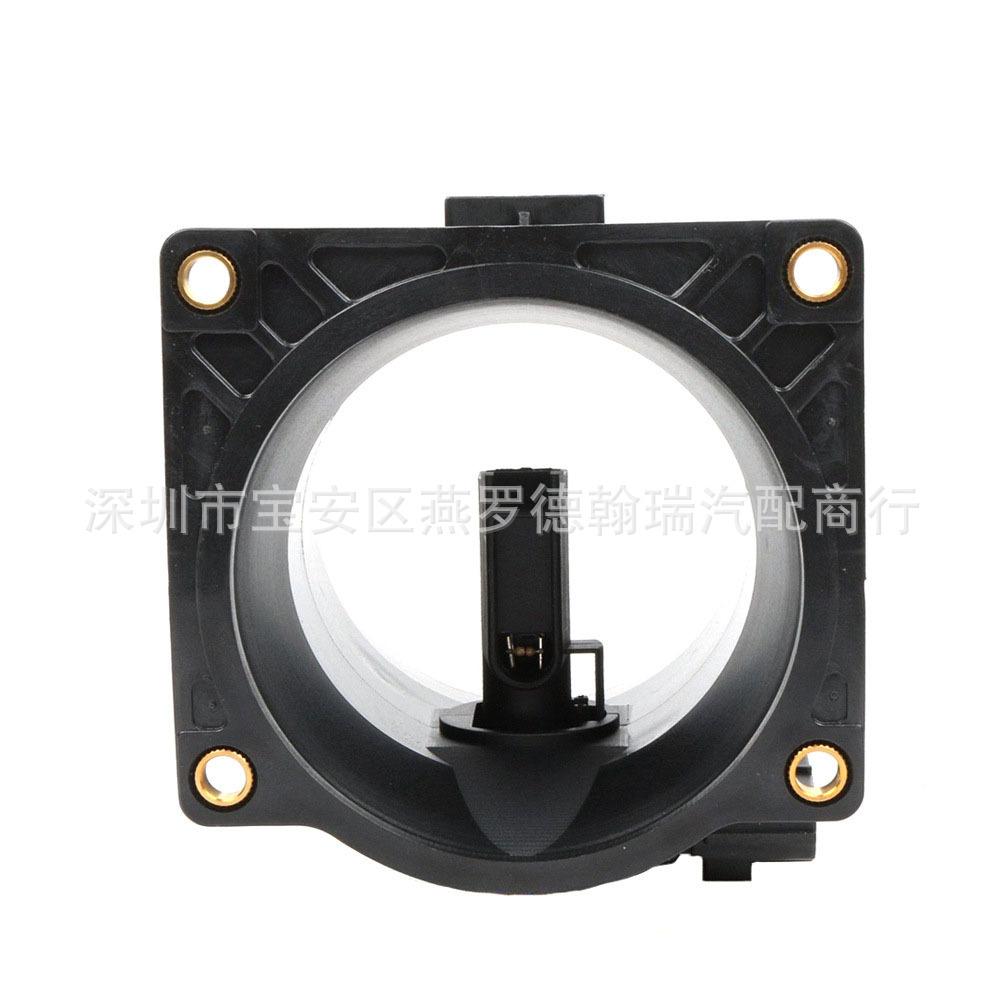 17501303980_983120258