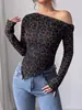 Top cruzado nuevo retro de leopardo, hombros descubiertos, manga larga, entallado a la cintura, adelgazante, hombros descubiertos, dobladillo irregular con volantes, camiseta corta