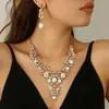 Conjunto de Colar, Brincos e Pulseira Europeu e Americano Mais Vendido Transfronteiriço para Mulheres Toque de Luxo Noiva Vestido de Casamento Traje Festa de Banquete Gota d'Água