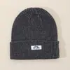 Chapéus de Lã Pequenos com Logo de Montanha para Homens e Mulheres Chapéus de Tricô Outono e Inverno para Casais Rua Espessos Quentes Chapéus com Proteção para Orelhas Chapéus para Frio