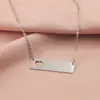 Colar de Corrente para Clavícula com Pingente Longo Tag Borboleta Amor Vazado para Casal Venda Quente Transfronteiriça Gravação a Laser Espelhada